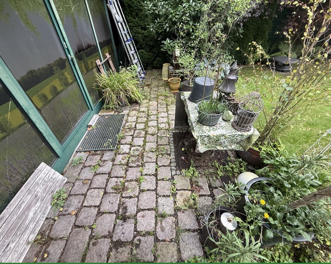 Terrasse gereinigt: Zustand vor der Arbeit